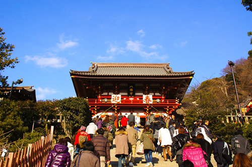 How to visit a shrine